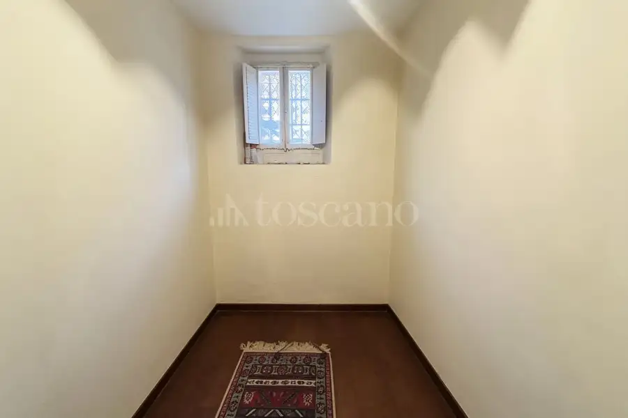 Casa in vendita di 198 mq a €115.000 (rif. 37/2026)