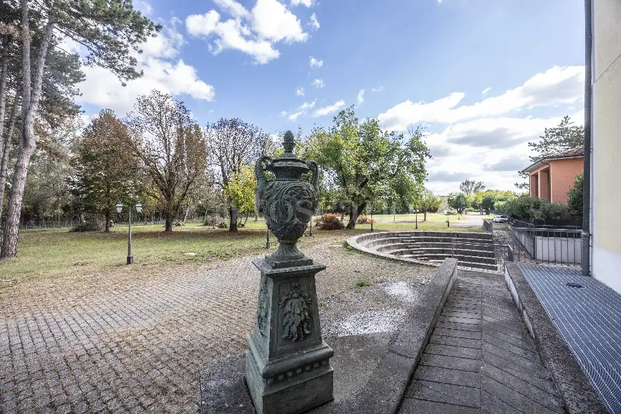 Villa in vendita di 2.660 mq a €950.000 (rif. 43/2025)