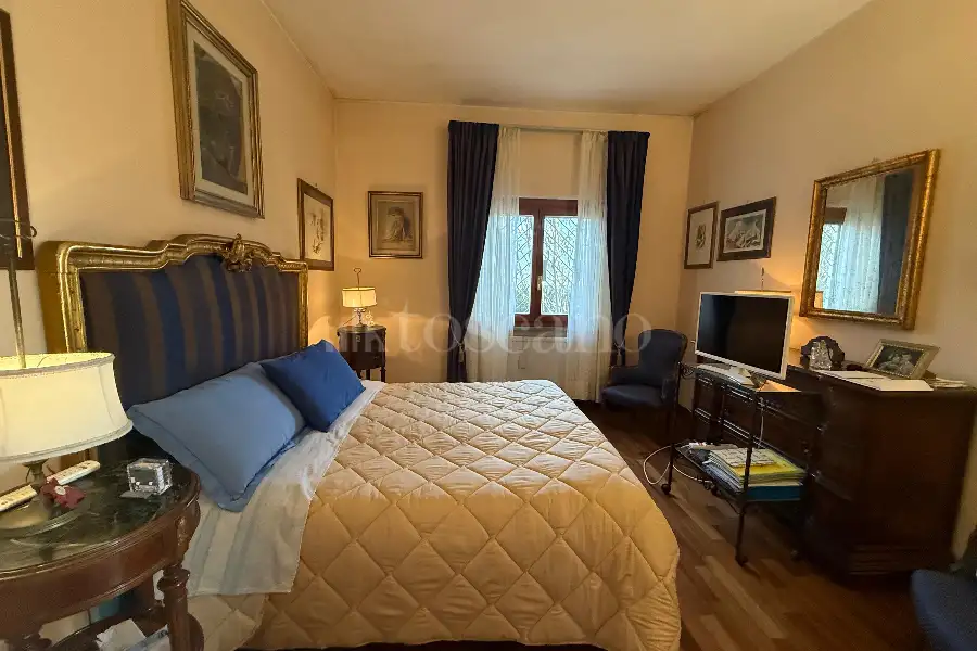 Villa Bifamiliare in vendita di 280 mq a €625.000 (rif. 62/2025)