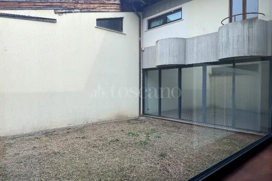 Casa Indipendente in vendita di 418 mq a €560.000 (rif. 64/2025)