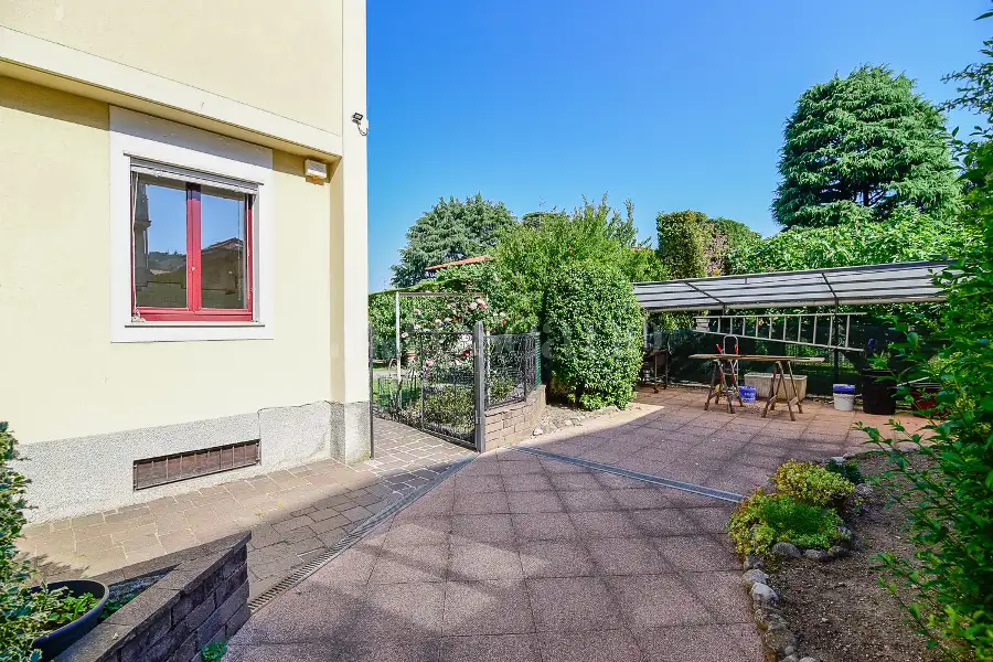 Villa Bifamiliare in vendita di 250 mq a €485.000 (rif. 16/2026)