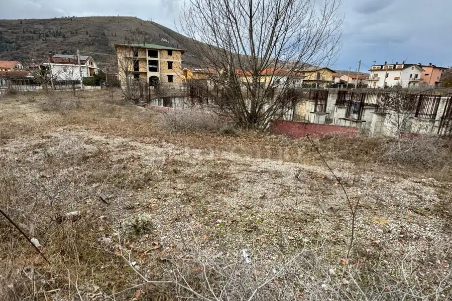 Edificabile Residenziali in vendita di 1.869 mq trattativa riservata (rif. 3/2025)