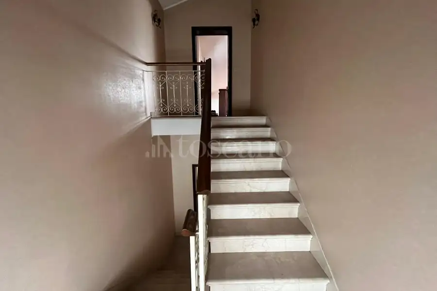 Villa in vendita di 500 mq a €455.000 (rif. 56/2025)