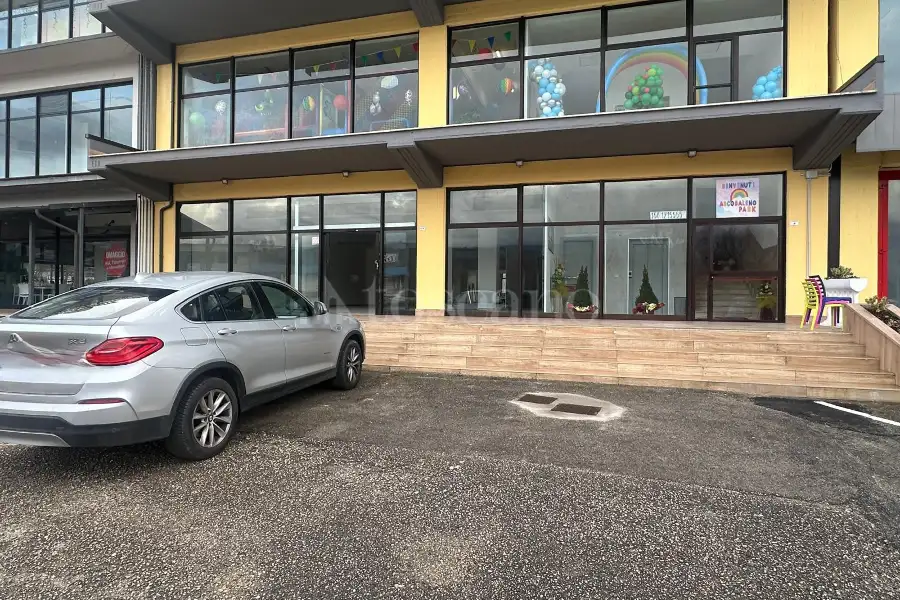 Negozio in affitto di 2.100 mq trattativa riservata (rif. 4/2026)