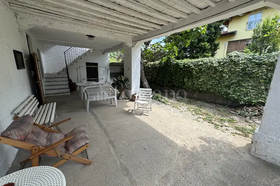 Casa Indipendente in vendita di 300 mq a €330.000 (rif. 4/2026)