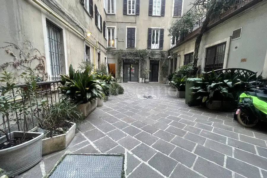 Negozio in vendita di 100 mq a €1.100.000 (rif. 3/2026)