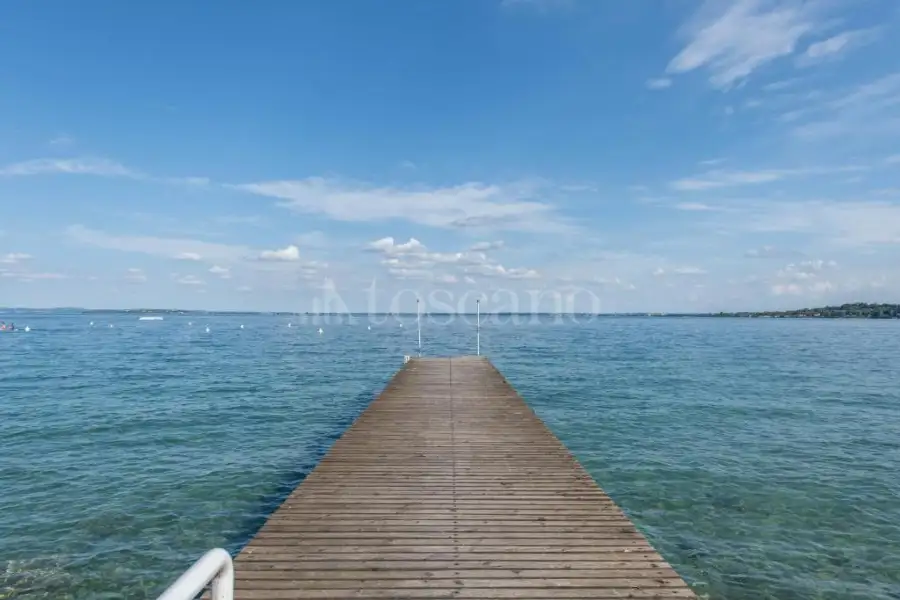 Casa in vendita di 80 mq a €410.000 (rif. 12/2026)