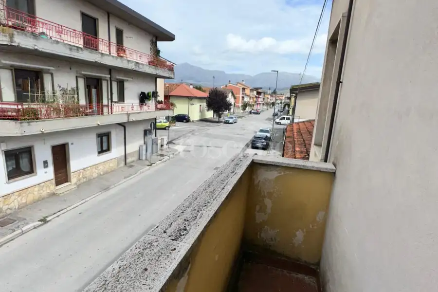 Casa Indipendente in vendita di 250 mq a €100.000 (rif. 102/2025)