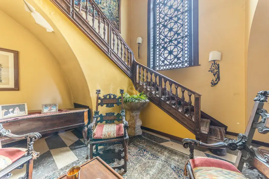 Villa in vendita di 750 mq a €1.950.000 (rif. 53/2026)