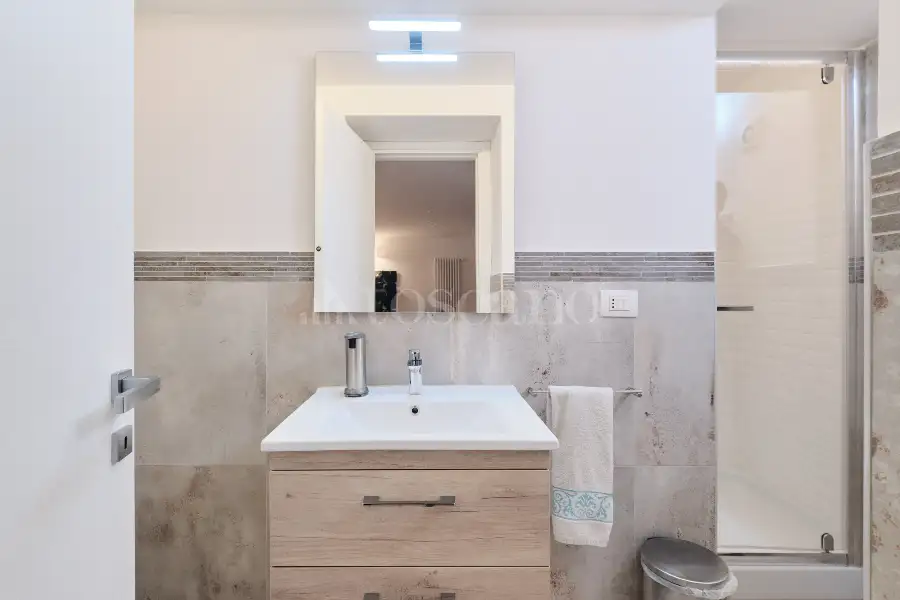 Villa Bifamiliare in vendita di 510 mq a €1.850.000 (rif. 30/2026)