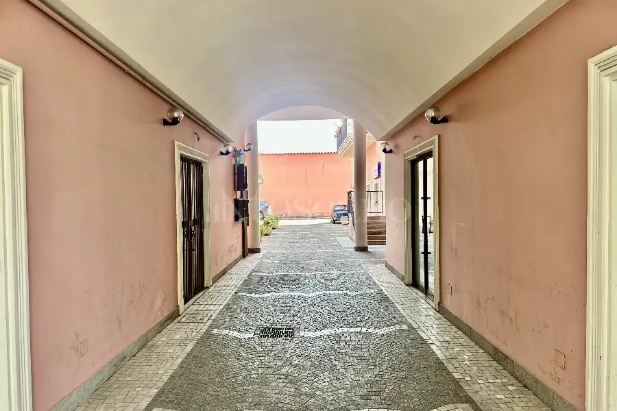 Negozio in vendita di 33 mq a €59.000 (rif. 3/2026)