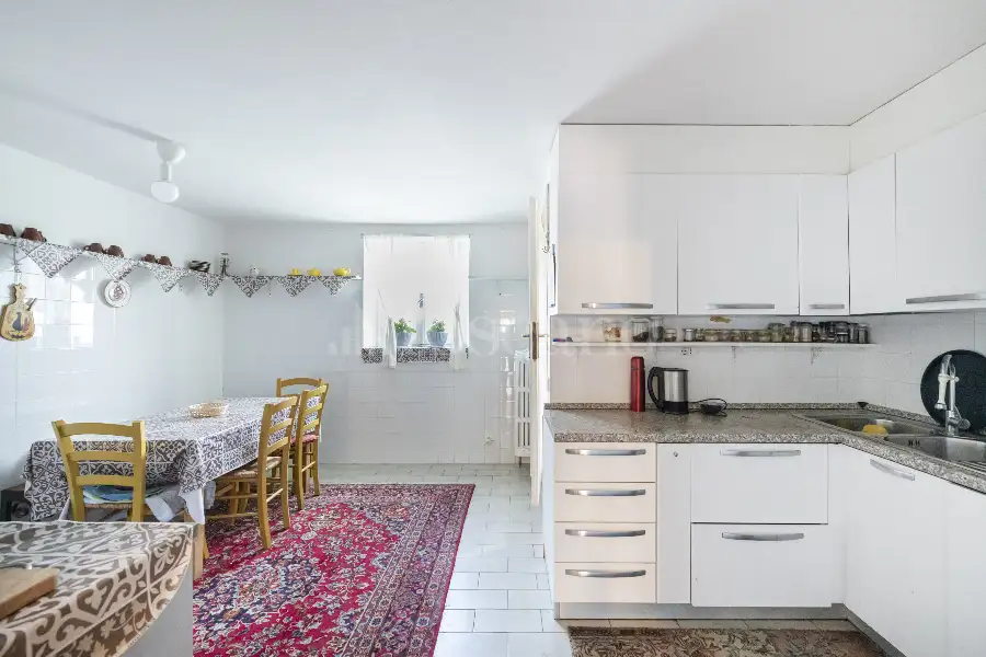 Casa in vendita di 430 mq a €1.250.000 (rif. 25/2025)