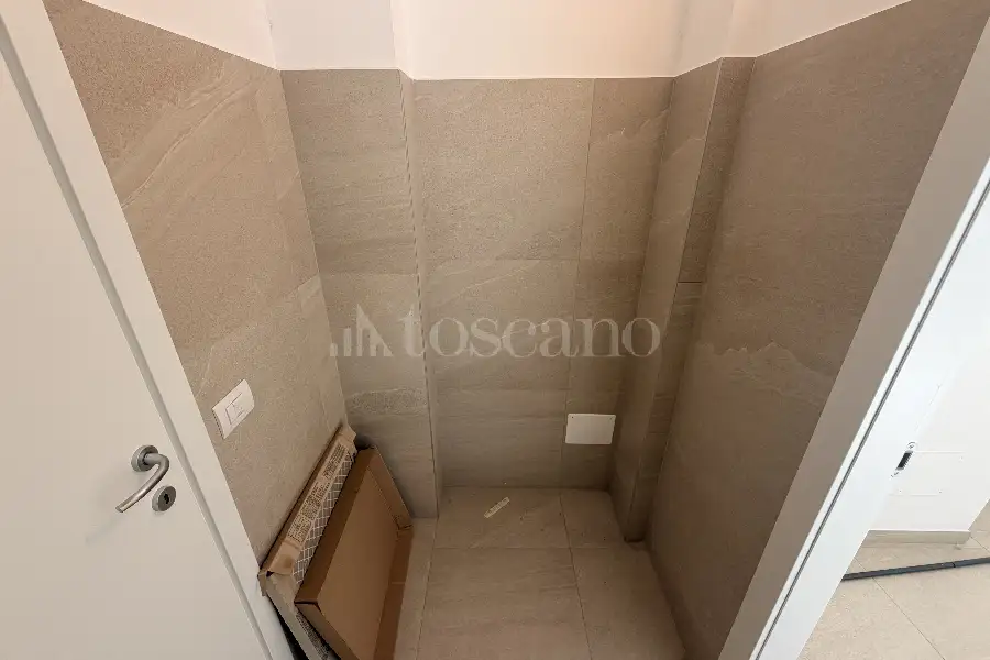 Negozio in affitto di 40 mq a €1.650 (rif. 44/2026)