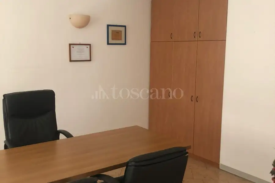 Ufficio in vendita di 125 mq a €260.000 (rif. 24/2026)