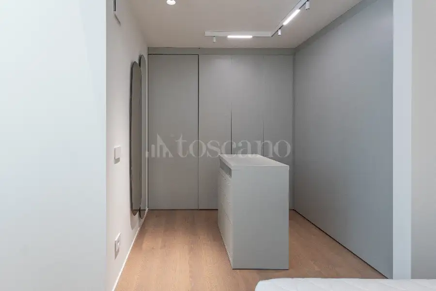 Casa Indipendente in vendita di 185 mq a €1.680.000 (rif. 8/2026)