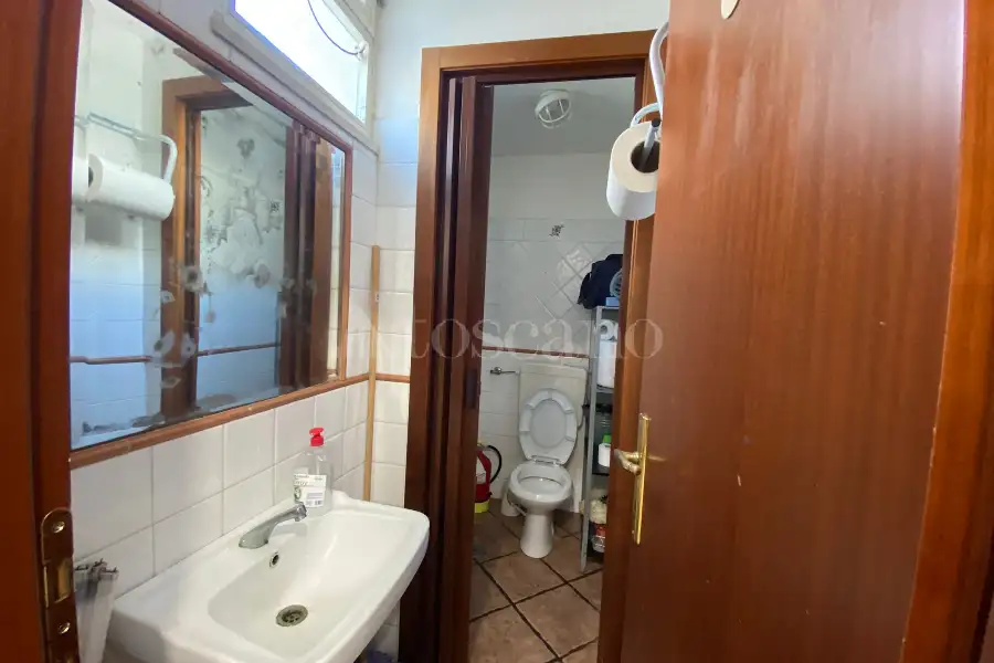 Negozio in affitto di 30 mq a €900 (rif. 27/2026)