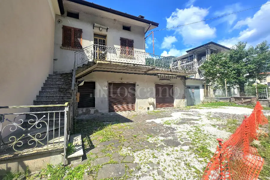 Casa Indipendente in vendita di 350 mq a €163.000 (rif. 30/2025)