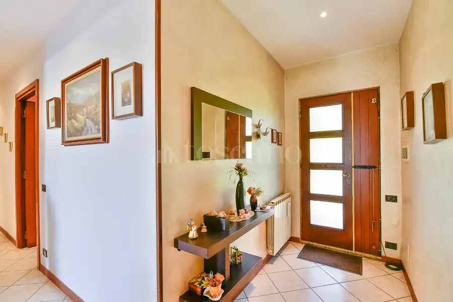 Casa Indipendente in vendita di 170 mq a €390.000 (rif. 17/2026)