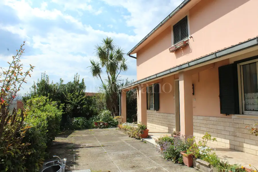 Casa Indipendente in vendita di 137 mq a €98.000 (rif. 8/2026)