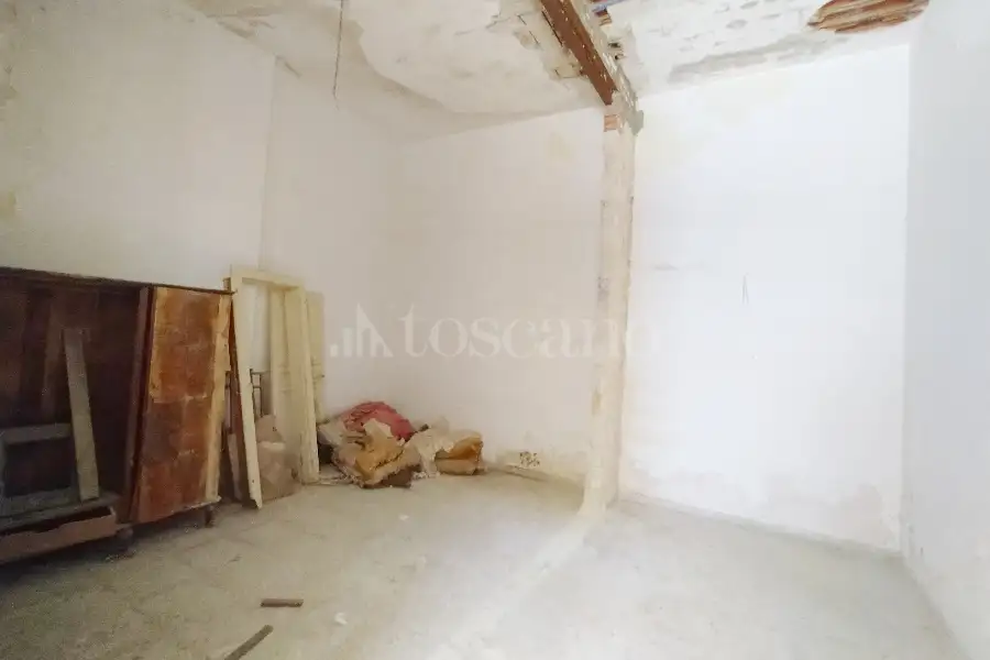 Casa Indipendente in vendita di 251 mq a €89.000 (rif. 56/2024)