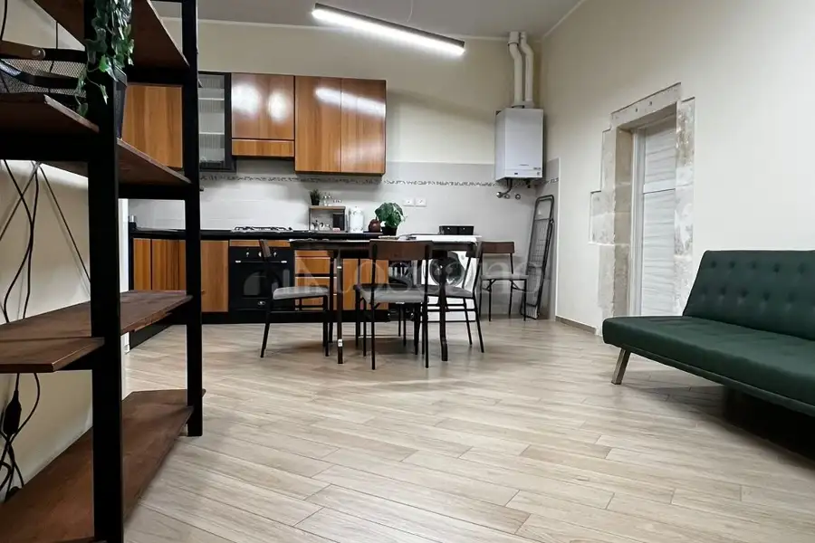 Casa in affitto di 110 mq a €900 (rif. 30/2026)