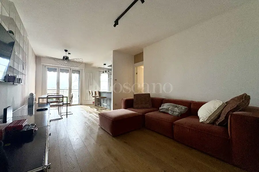 Casa in affitto di 90 mq a €1.700 (rif. 21/2026)