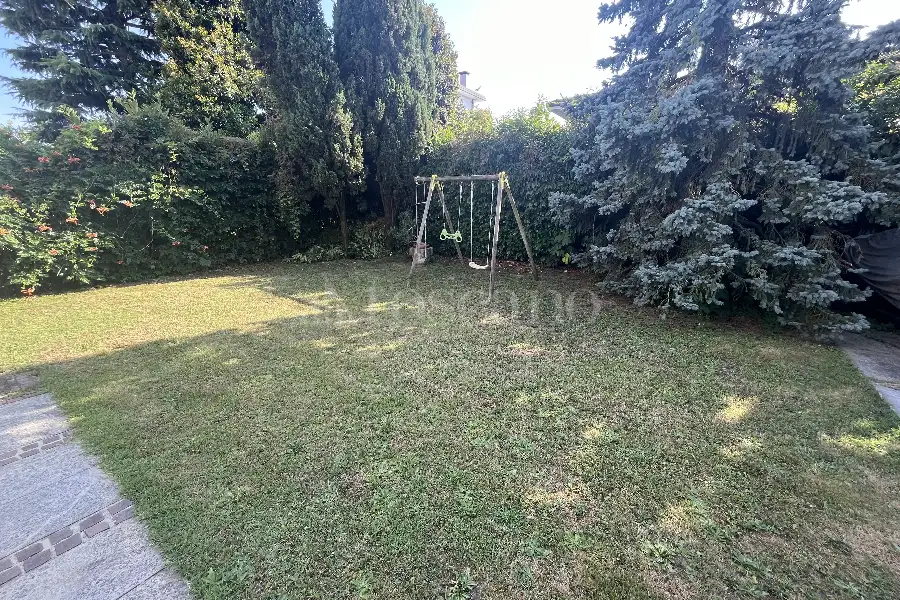 Villa in vendita di 250 mq a €695.000 (rif. 18/2025)