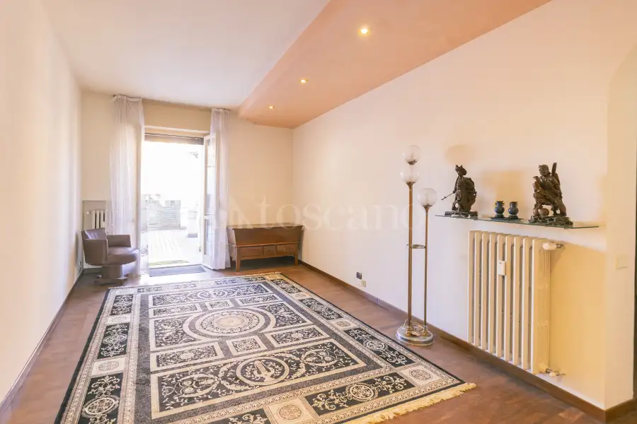 Casa in vendita di 400 mq a €2.500.000 (rif. 21/2025)
