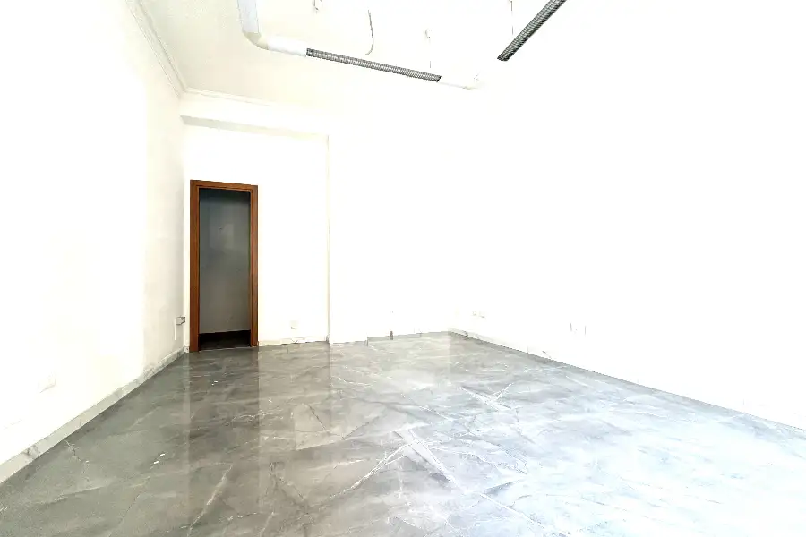 Negozio in vendita di 30 mq a €110.000 (rif. 26/2026)