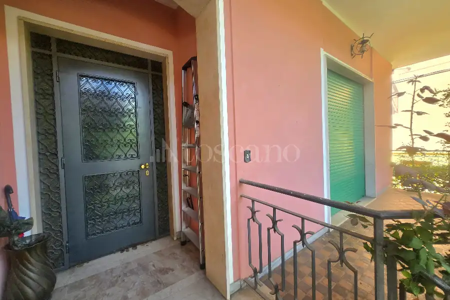 Villa in vendita di 250 mq a €415.000 (rif. 44/2026)