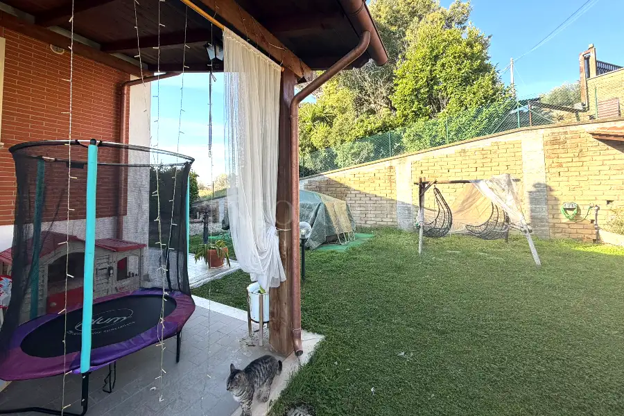 Villa in vendita di 170 mq a €385.000 (rif. 2/2026)