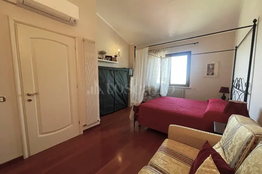 Villino a Schiera in vendita di 179 mq a €335.000 (rif. 40/2026)
