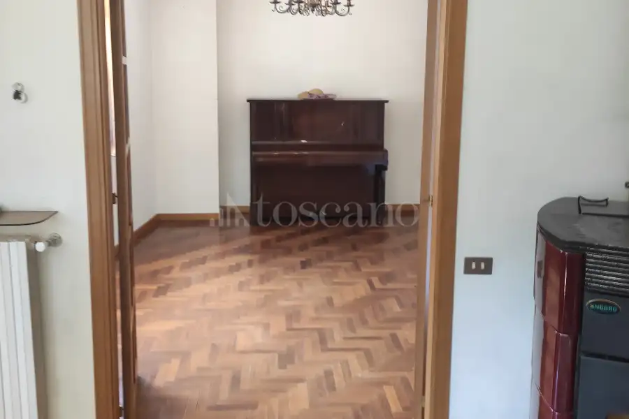 Casa in vendita di 240 mq a €160.000 (rif. 9/2025)