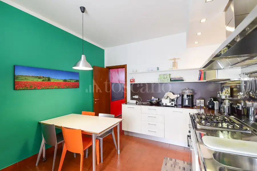 Casa Indipendente in vendita di 180 mq a €320.000 (rif. 21/2024)