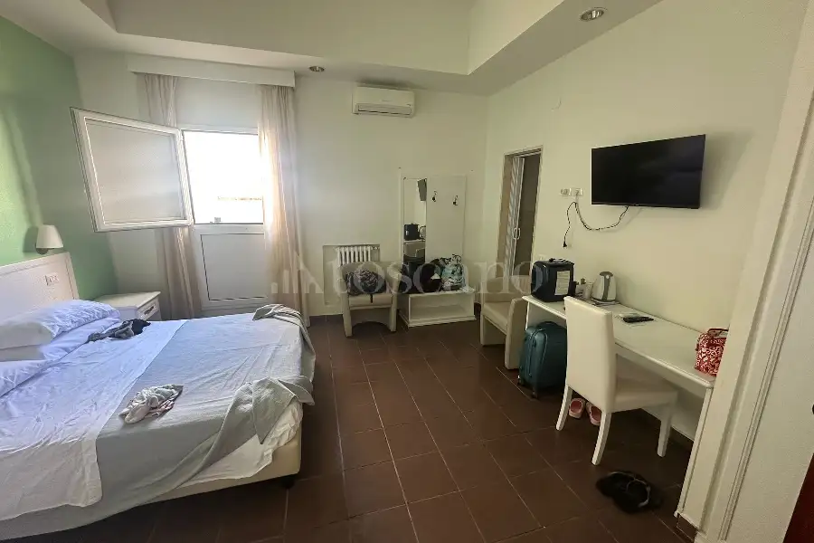 Casa in vendita di 285 mq a €680.000 (rif. 35/2026)