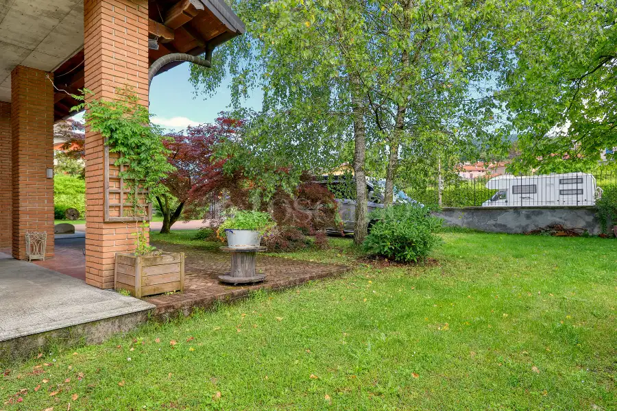 Negozio in vendita di 150 mq a €300.000 (rif. 22/2026)