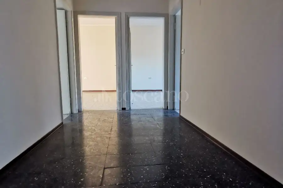 Palazzo in vendita di 510 mq a €240.000 (rif. 39/2026)