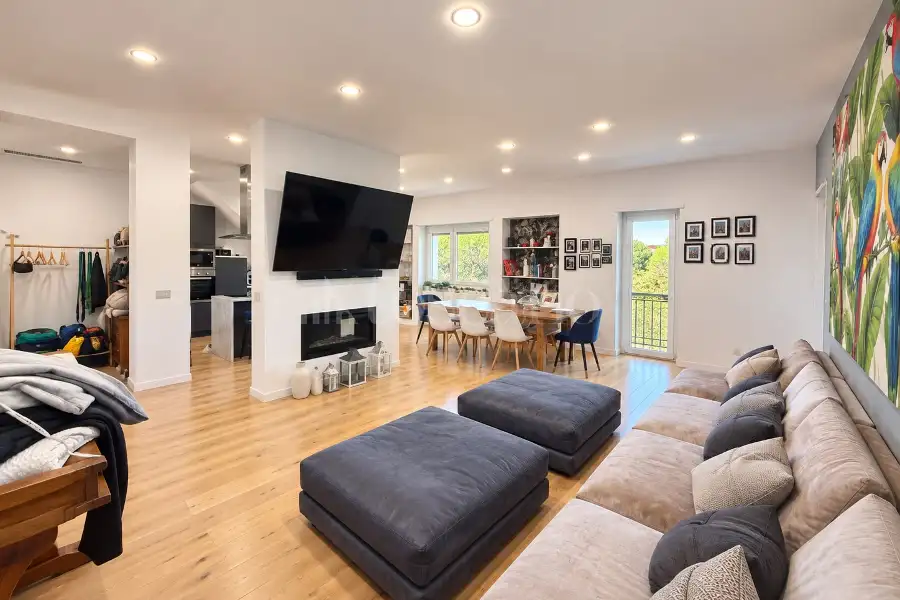 Casa in vendita di 135 mq a €689.000 (rif. 14/2026)