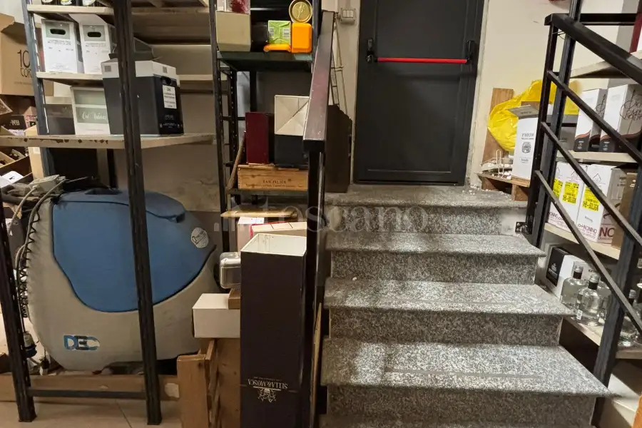 Negozio in vendita di 290 mq a €800.000 (rif. 8/2026)
