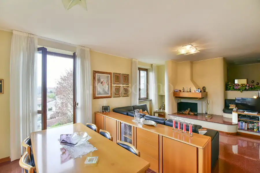 Villa in vendita di 325 mq a €595.000 (rif. 3/2026)