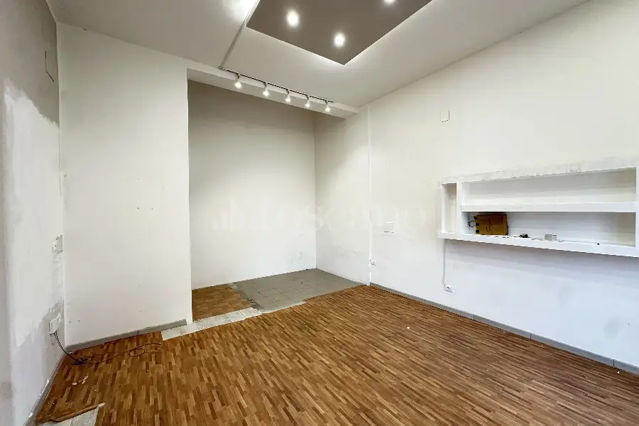 Negozio in affitto di 30 mq a €520 (rif. 7/2026)