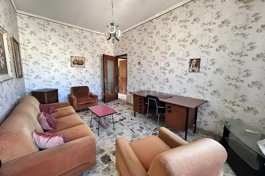 Casa in vendita di 190 mq a €65.000 (rif. 18/2025)