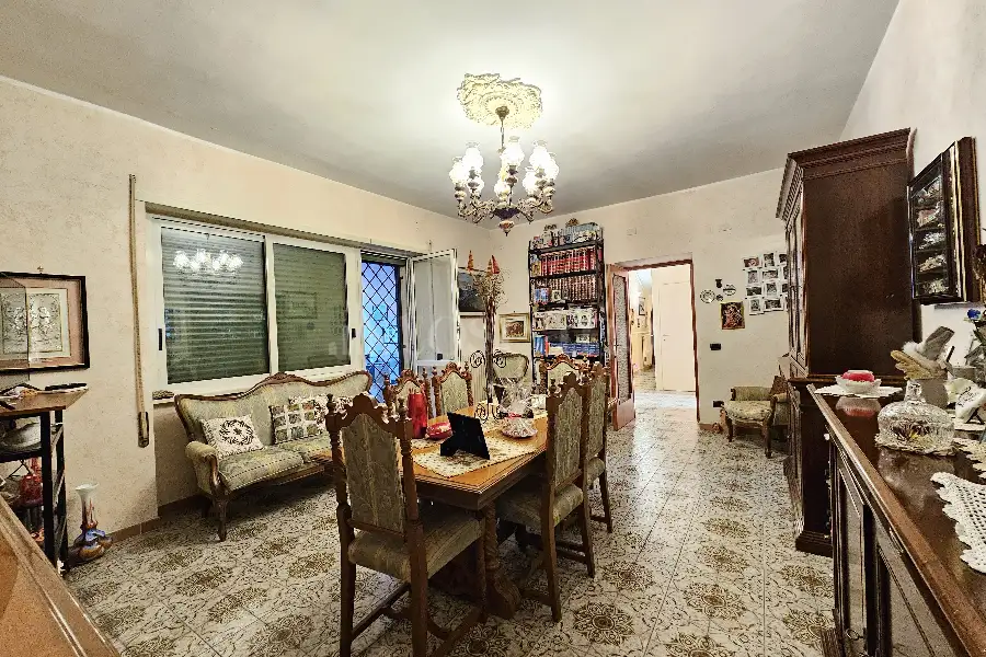 Villa Bifamiliare in vendita di 220 mq a €379.000 (rif. 4/2025)