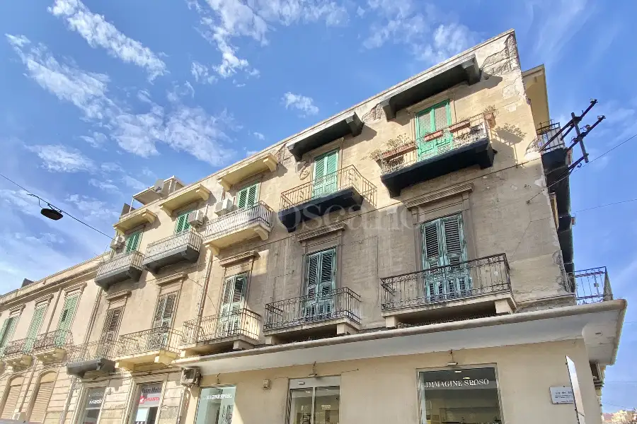 Casa in affitto di 277 mq a €3.500 (rif. 50/2025)