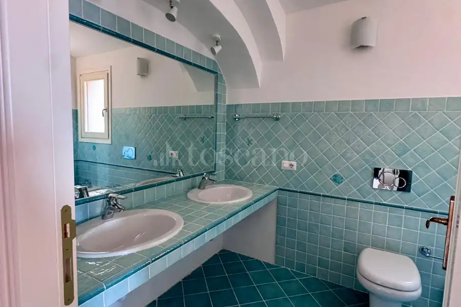 Villa in vendita di 291 mq trattativa riservata (rif. 11/2026)