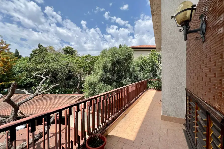Villa in vendita di 667 mq a €548.000 (rif. 28/2025)