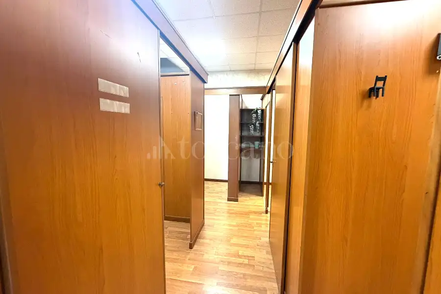 Attività Commerciale in affitto di 46 mq a €1.000 (rif. 21/2026)
