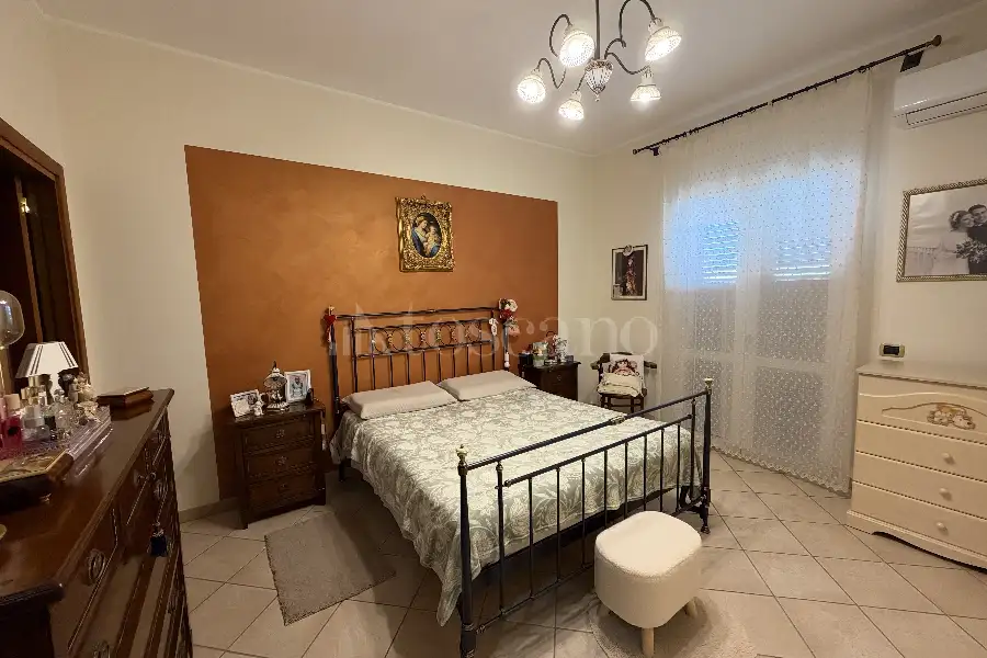 Villa Plurifamiliare in vendita di 400 mq a €399.000 (rif. 137/2026)