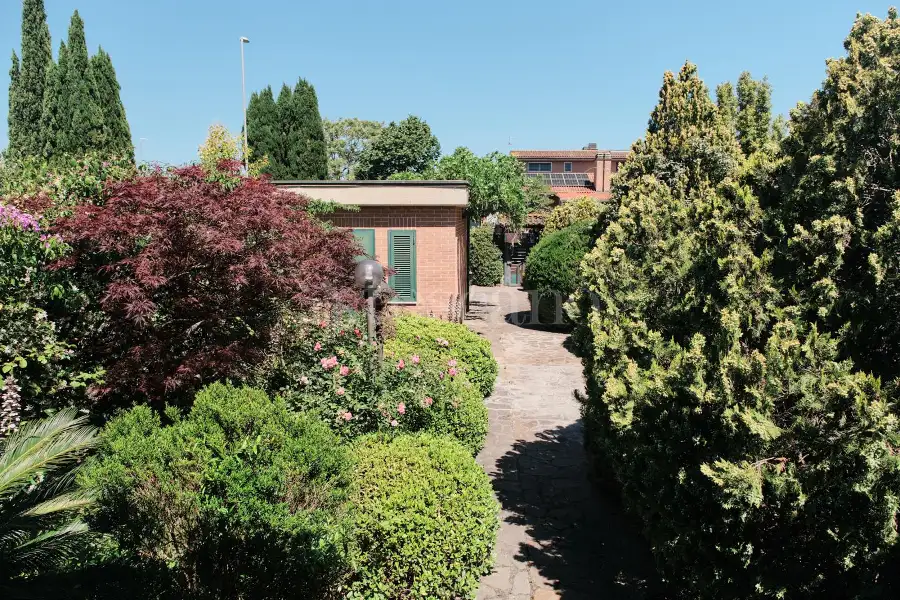 Villa Bifamiliare in vendita di 200 mq a €499.000 (rif. 31/2026)
