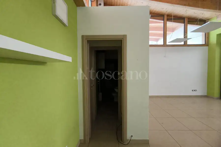Negozio in vendita di 40 mq a €60.000 (rif. 39/2026)